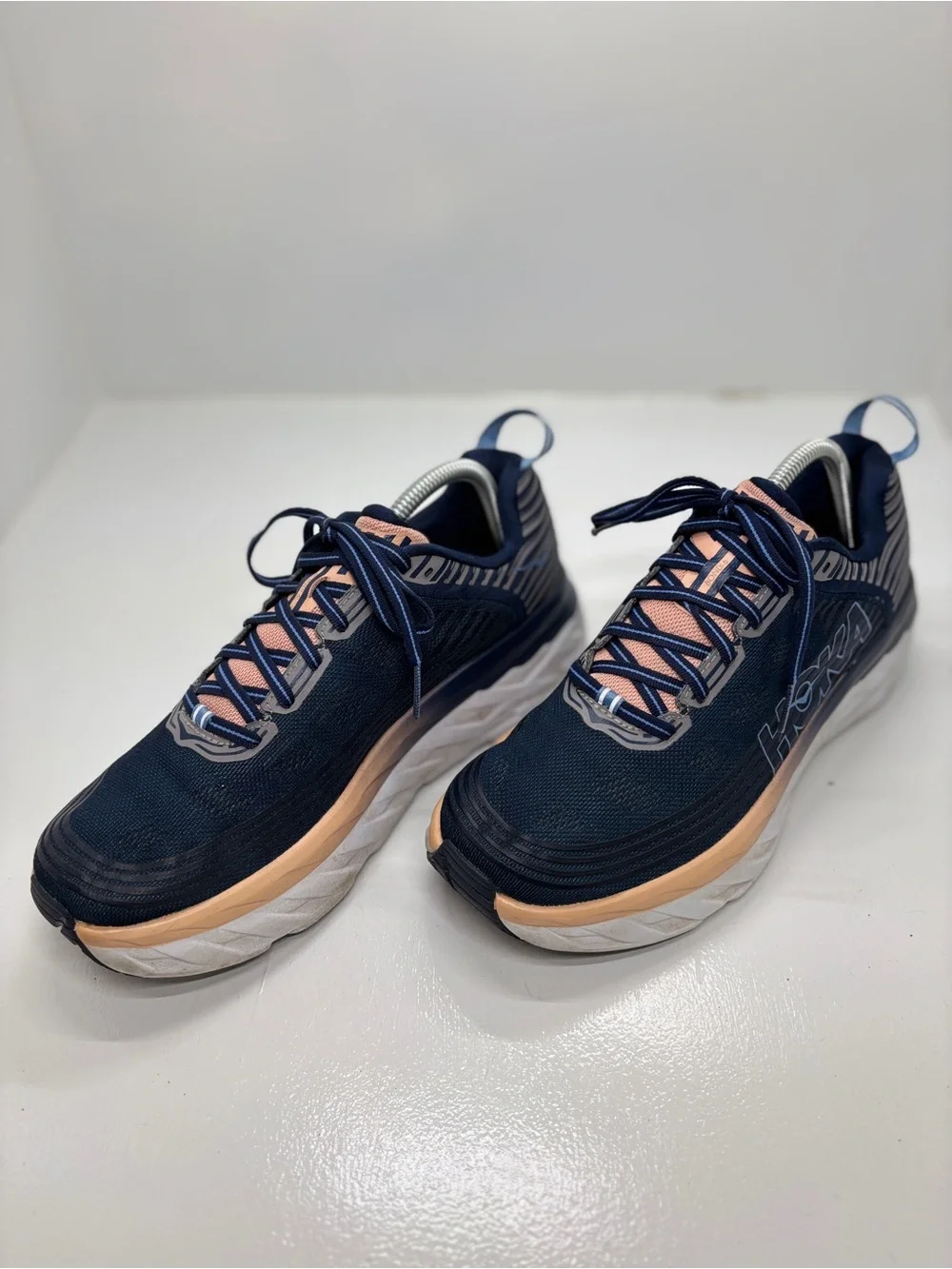HOKA One One Bondi 6 Women’s 9.5 Wide D Navy Peach Running Shoes 1019270 MIDP